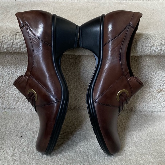 CLARKS BENDABLES SHOES WOMENS/BROWN/ SIZE 8 1/2 M/ STYLE # 38479/ USED. - Picture 6 of 8